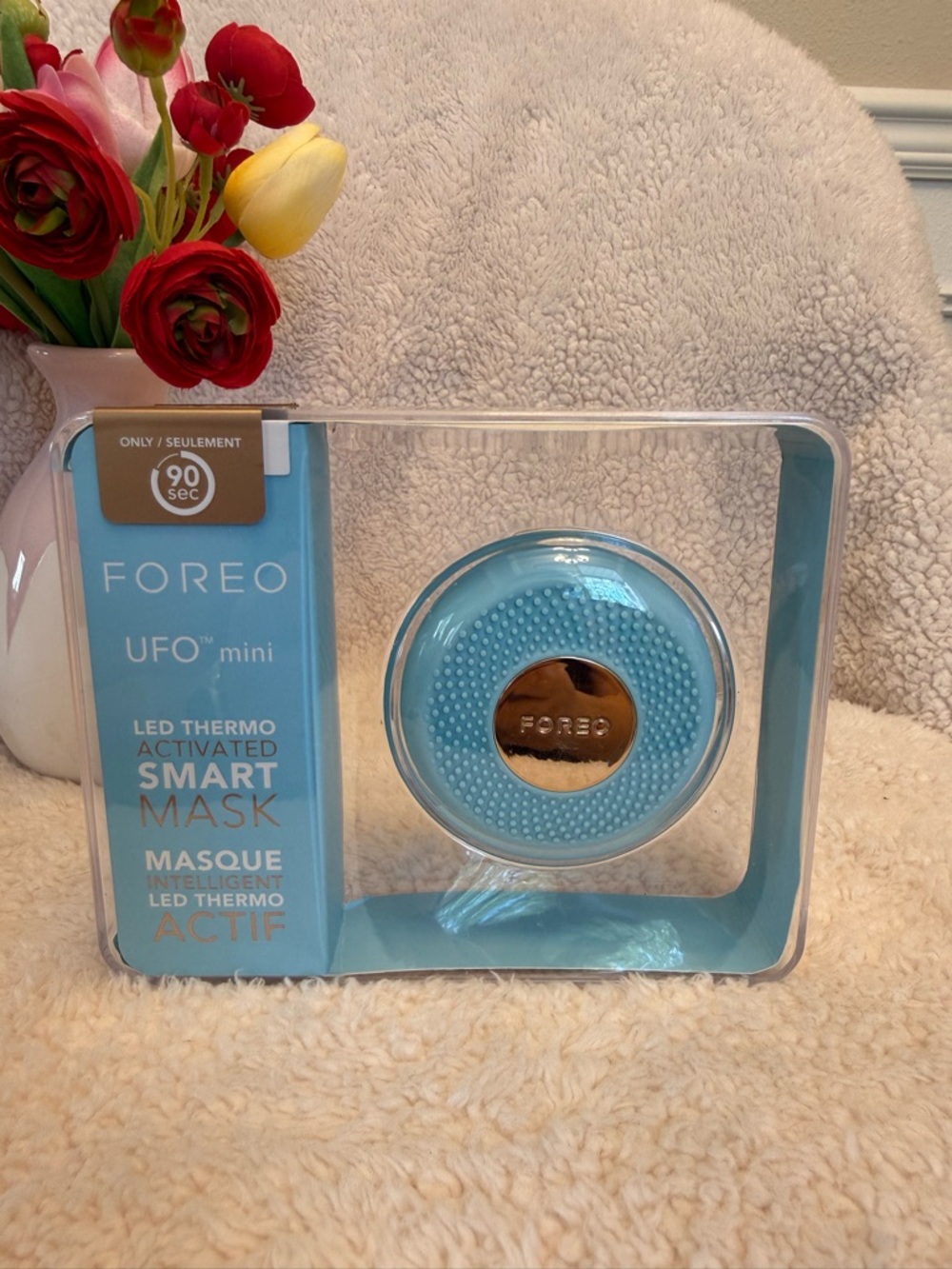 FOREO UFO Mini Smart Mask Device - Light Blue with Rose Gold Accent